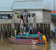 Sewa Alat angkut Sungai dan laut