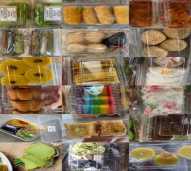 aneka kue manis dan asin