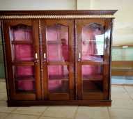 Lemari Buku 3 Pintu Kaca