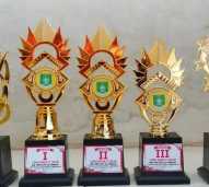 Tropy Pemenang Lomba