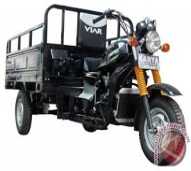 Pemeliharaan 1 Unit Roda 3 BH 2577T: 3 unit ban luar swallow R14,3 Unit Ban Dalam Swallow,Las Rangka Roda 3 dan Jasa Servis